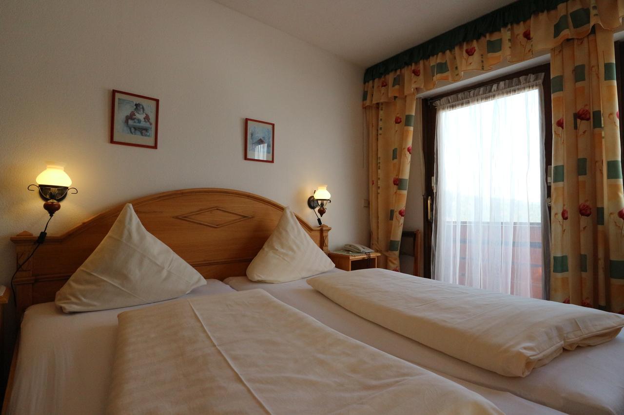 Hotel Dachsberger-Hof Wittenschwand エクステリア 写真